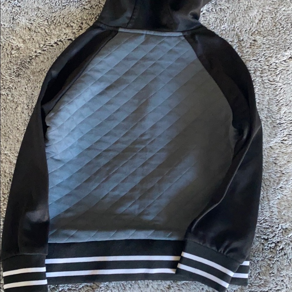 Jacket - Picture 2 of 3